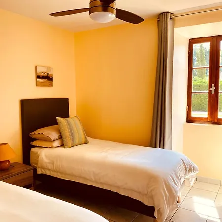 4-star Tourism Rated With Air Con & Private Heated Pool - 40 Mins From Bergerac Feriehus *